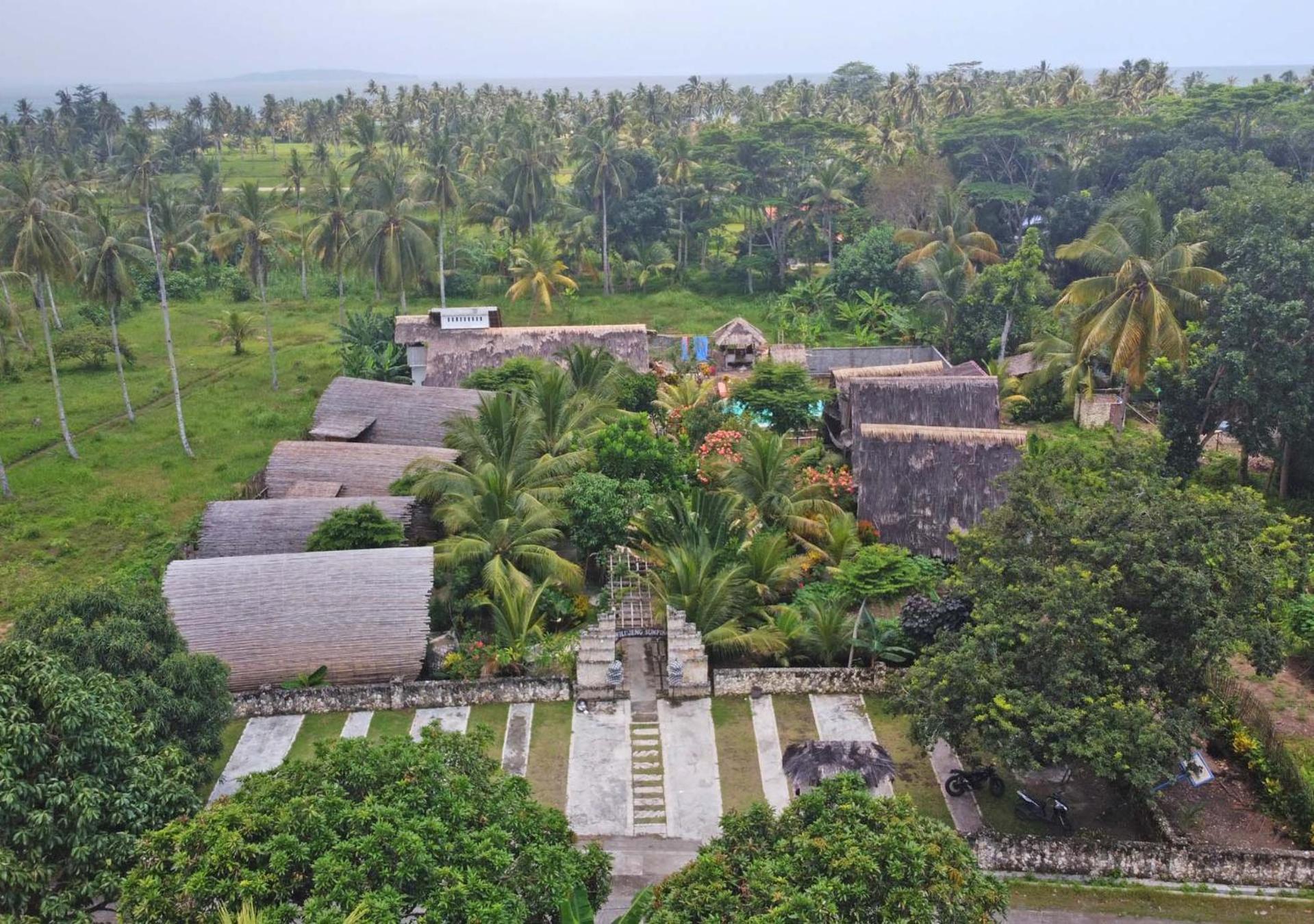 Lagoona Beach Bungalows - Eco Stay Pangandaran Dış mekan fotoğraf